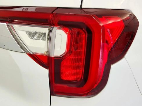 Used 2022 GMC Acadia SLE FWD image 33