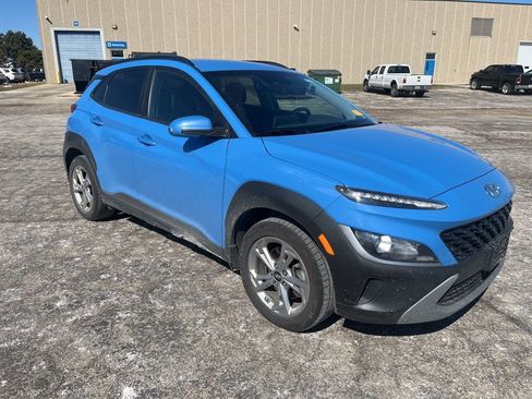 Used 2022 Hyundai Kona SEL image 1