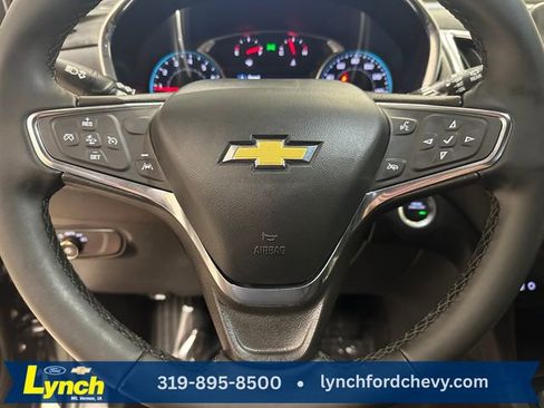 Used 2024 Chevrolet Equinox LT AWD/4WD image 9
