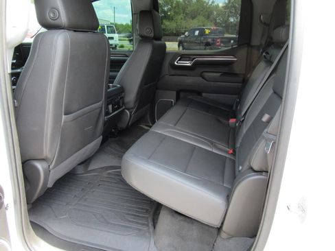 Used 2022 GMC Sierra 1500 SLT AWD/4WD image 35