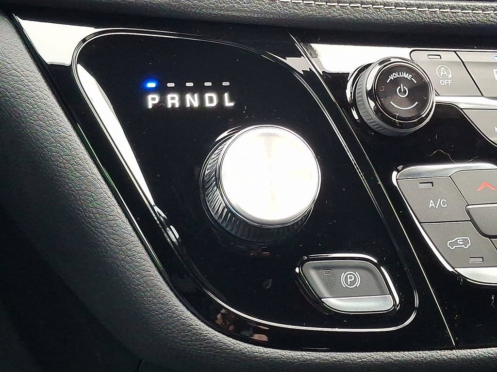 New 2026 Chrysler Pacifica Select FWD image 38