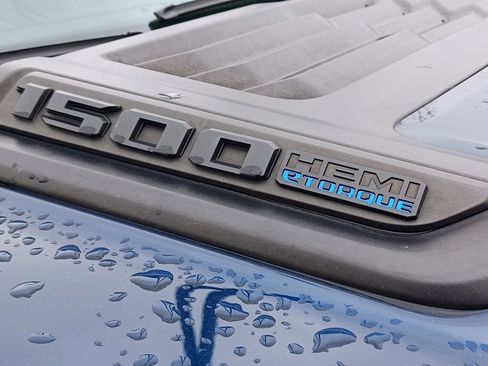 Used 2023 RAM 1500 Limited AWD/4WD image 6