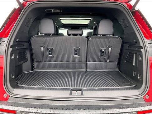 New 2026 Chevrolet Traverse LT w/ Sun and Wheel Package image 15