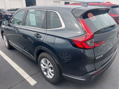 Used 2024 Honda CR-V LX image 3