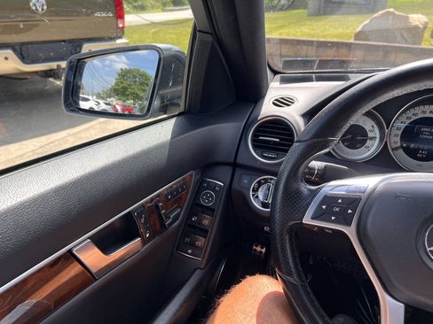 Used 2013 Mercedes-Benz C 300 4MATIC Sedan image 12