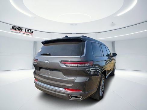 New 2025 Jeep Grand Cherokee L Summit image 3