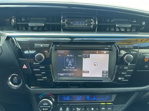 Used 2015 Toyota Corolla S Premium FWD image 4