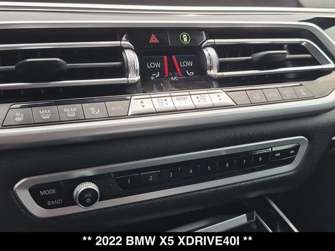 Used 2022 BMW X5 xDrive40i AWD/4WD image 23