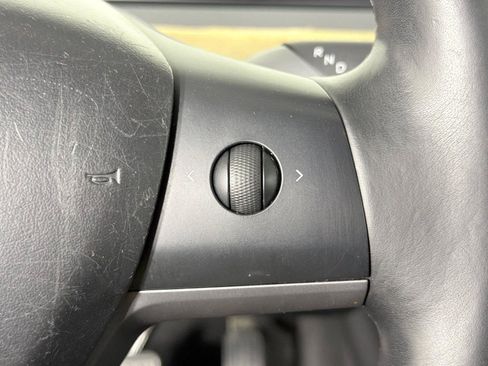 Used 2018 Tesla Model 3 Long Range RWD image 23
