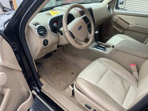 Used 2007 Ford Explorer Eddie Bauer image 11