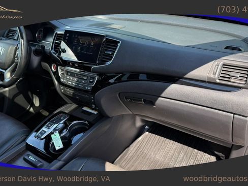 Used 2020 Honda Pilot Black Edition image 14