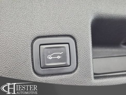Certified 2020 Chevrolet Equinox LT FWD image 30