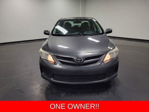 Used 2012 Toyota Corolla LE image 2