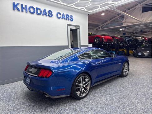 Used 2017 Ford Mustang GT Premium w/ GT Performance Package RWD image 8