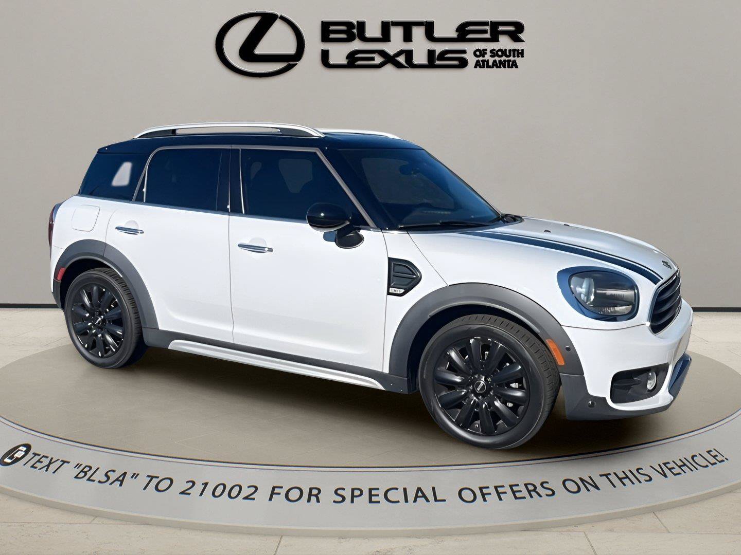 Used 2018 MINI Cooper Countryman FWD image 2