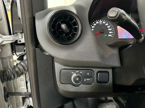 Used 2019 Mercedes-Benz Sprinter 4x4 170 image 38