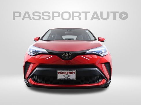 Used 2020 Toyota C-HR LE image 2