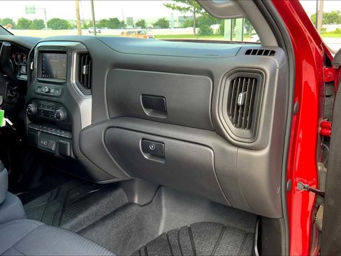 Used 2021 Chevrolet Silverado 1500 Custom RWD image 18
