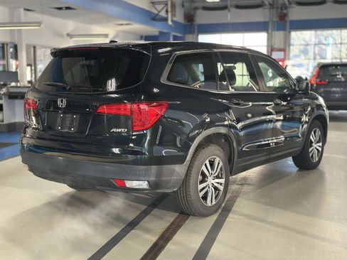 Used 2018 Honda Pilot EX image 5