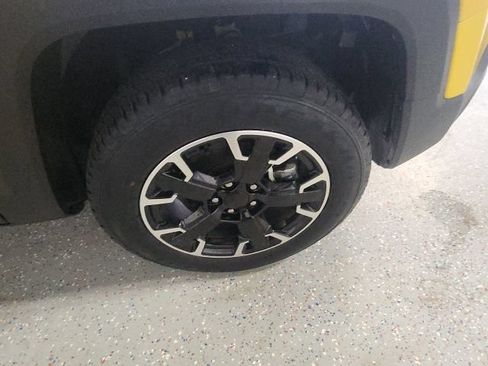 Used 2023 Jeep Renegade Trailhawk AWD/4WD image 23