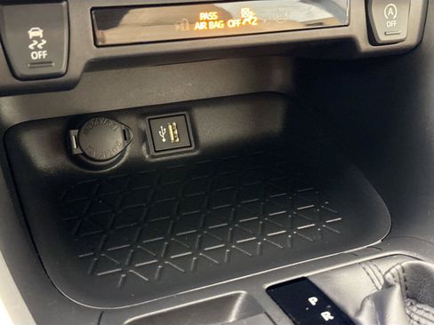 Certified 2025 Toyota RAV4 LE FWD image 25