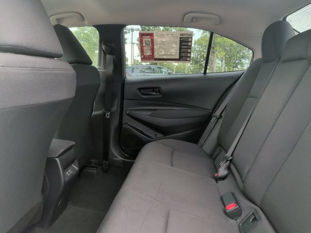 Used 2025 Toyota Corolla LE FWD image 29