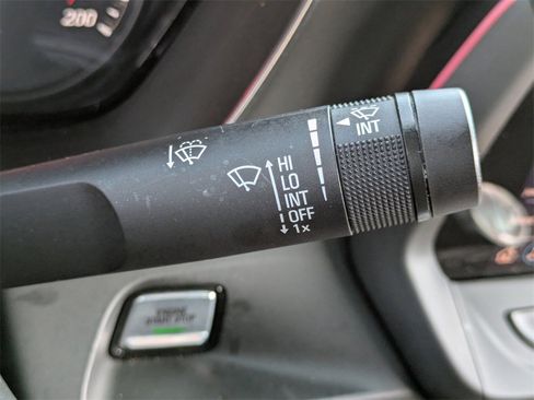 Used 2021 Chevrolet Camaro ZL1 image 29