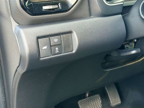 Used 2023 Honda Pilot Elite image 10