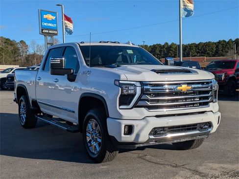 New 2026 Chevrolet Silverado 3500 High Country w/ High Country Premium Package image 2