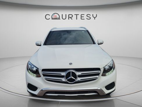 Used 2019 Mercedes-Benz GLC 300 image 8