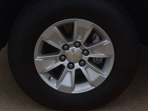 Used 2024 Chevrolet Silverado 1500 LT w/ Protection Package RWD image 11