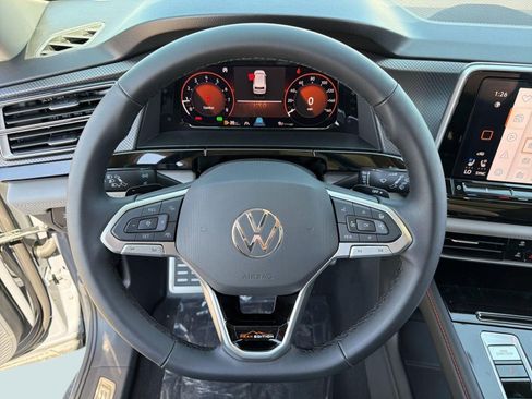 New 2026 Volkswagen Atlas Peak Edition AWD/4WD image 18
