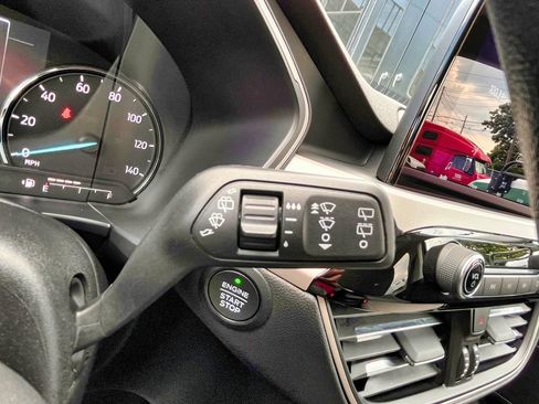 Used 2022 Ford Escape SE AWD/4WD image 36