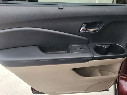 Used 2020 Honda Pilot Touring image 10