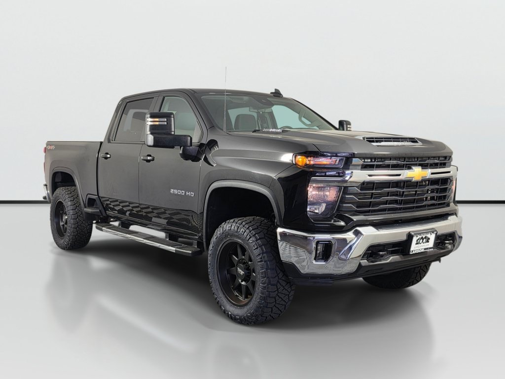 Used 2025 Chevrolet Silverado 2500 LT w/ Convenience Package AWD/4WD image 8