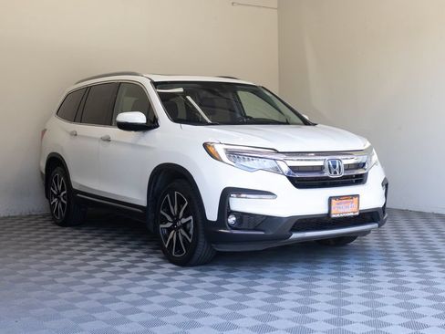 Used 2022 Honda Pilot Touring image 6