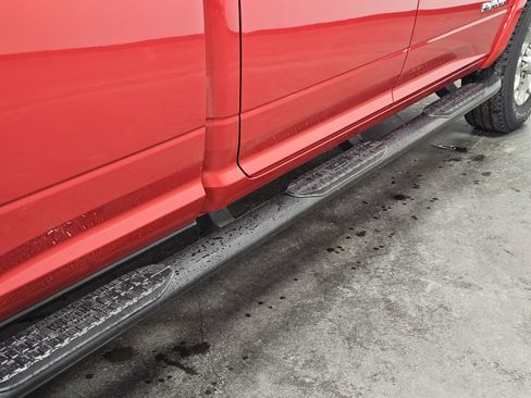 Used 2019 RAM 2500 Laramie image 10