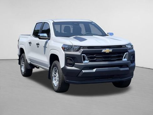 Used 2026 Chevrolet Colorado W/T w/ Advanced Trailering Package RWD image 1