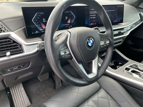 Used 2024 BMW X5 xDrive40i AWD/4WD image 14
