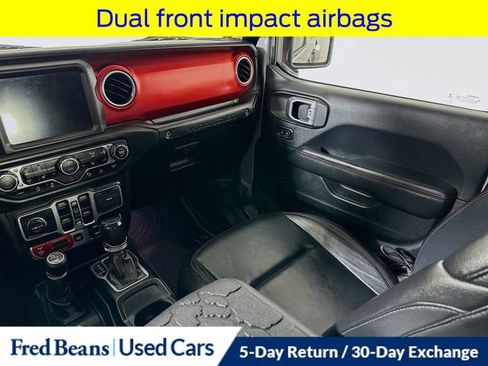 Used 2018 Jeep Wrangler Unlimited Rubicon AWD/4WD image 29