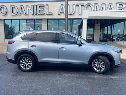 Used 2016 MAZDA CX-9 Touring FWD image 2