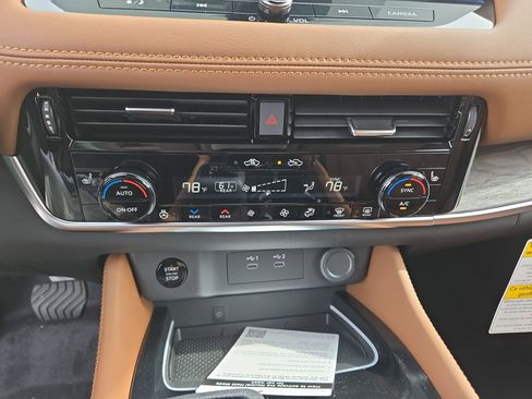 New 2026 Nissan Rogue Platinum w/ Platinum Premium Package image 30