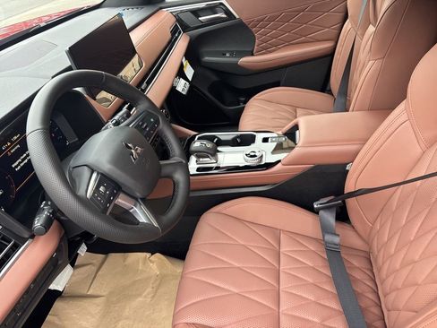 New 2026 Mitsubishi Outlander SEL image 12