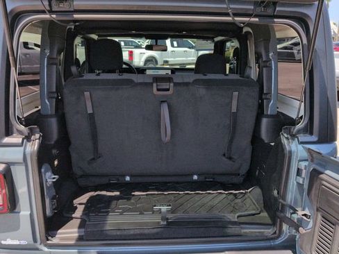 Used 2025 Jeep Wrangler Sport AWD/4WD image 13