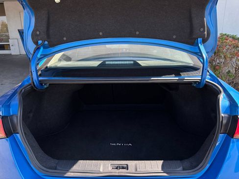 Used 2025 Nissan Sentra SV FWD image 30