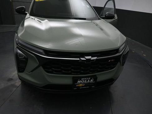 Used 2024 Chevrolet Trax RS w/ Driver Confidence Package FWD image 12