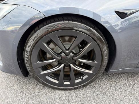Used 2023 Tesla Model S Plaid image 41