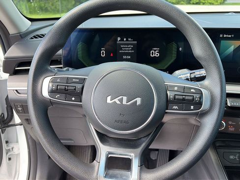 Used 2026 Kia K5 LXS FWD image 13