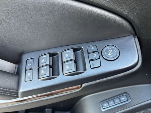 Used 2019 Chevrolet Tahoe LT image 10