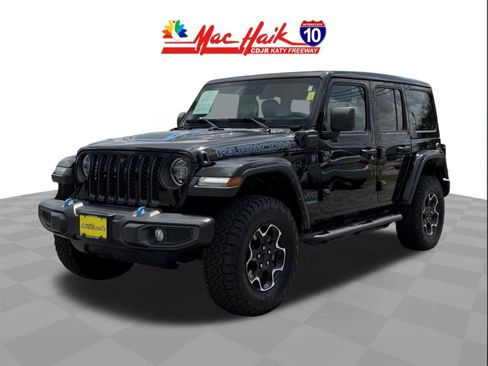 Used 2022 Jeep Wrangler Unlimited Rubicon 4xe w/ Cold Weather Group AWD/4WD image 4